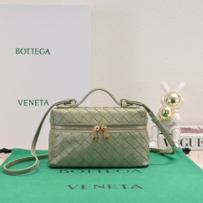 Bottega Veneta Cosmetic Bags